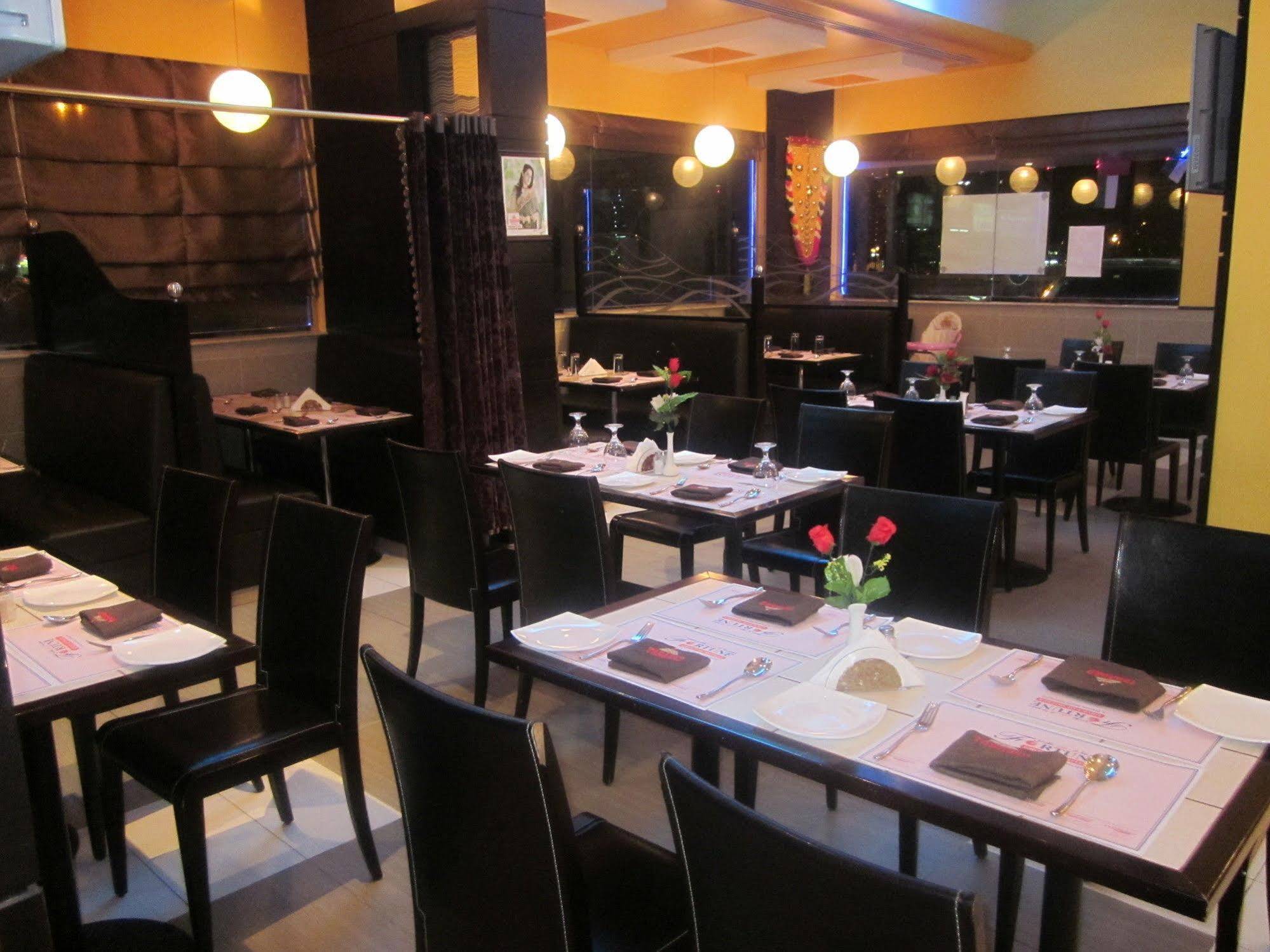 Royal Hotel Apartment Kalba Zewnętrze zdjęcie